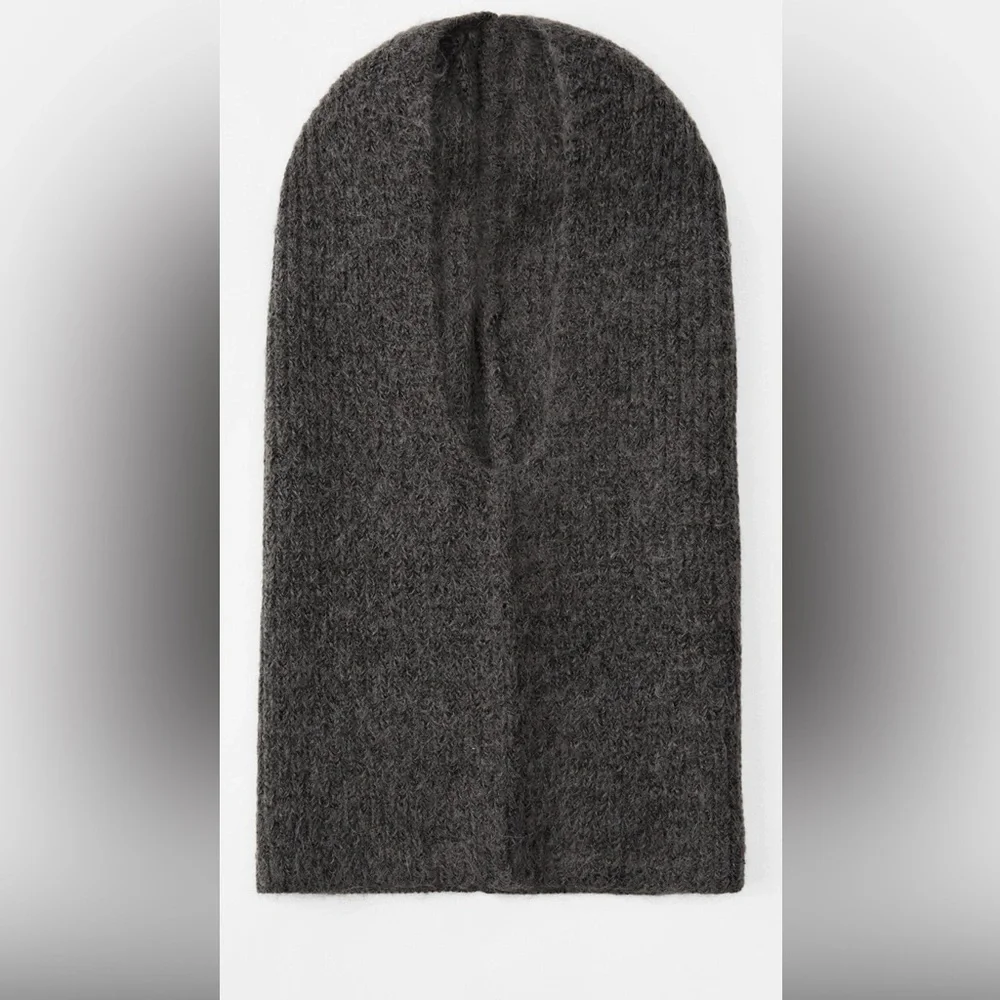 ZARA RIBBED KNIT HOOD Gray Knit Balaclava bloggers favorite